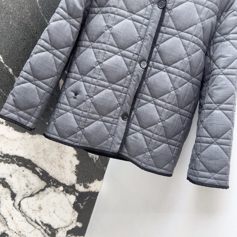 chr1st1an D10r outwear